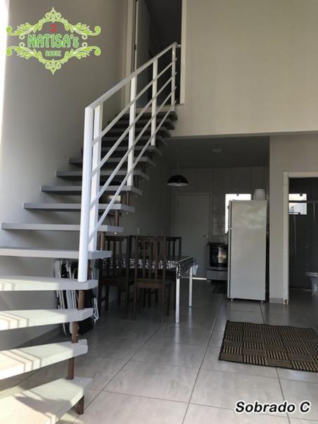 Sobrados Aconchegante Com Piscina "Natisashouse" Villa Bombinhas Ngoại thất bức ảnh